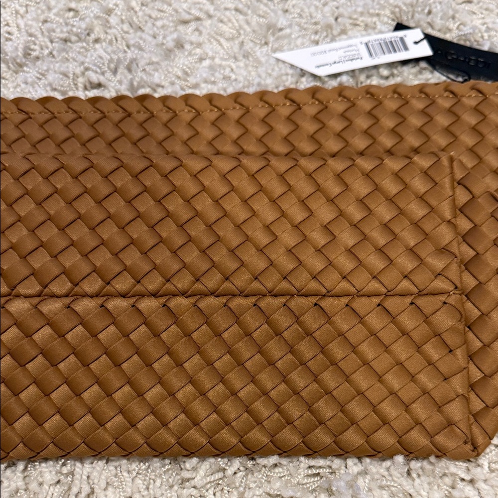 NWT Naghedi Portofino Tan Woven Cosmetic Bag - Picture 3 of 7